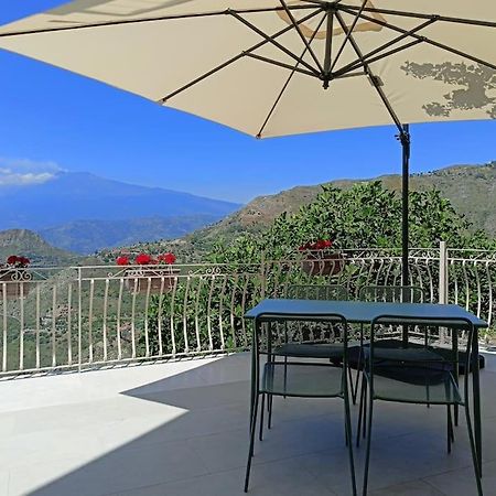 Stanza Mylai Etna View Apartamento Castelmola Exterior foto